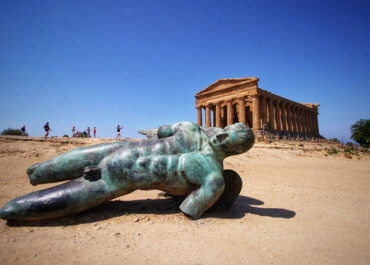 Agrigento: the mythical temples valley
