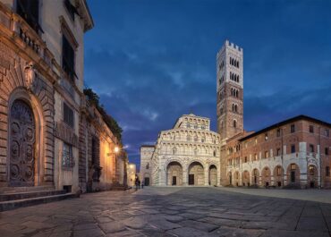 Lucca and Pisa Tour